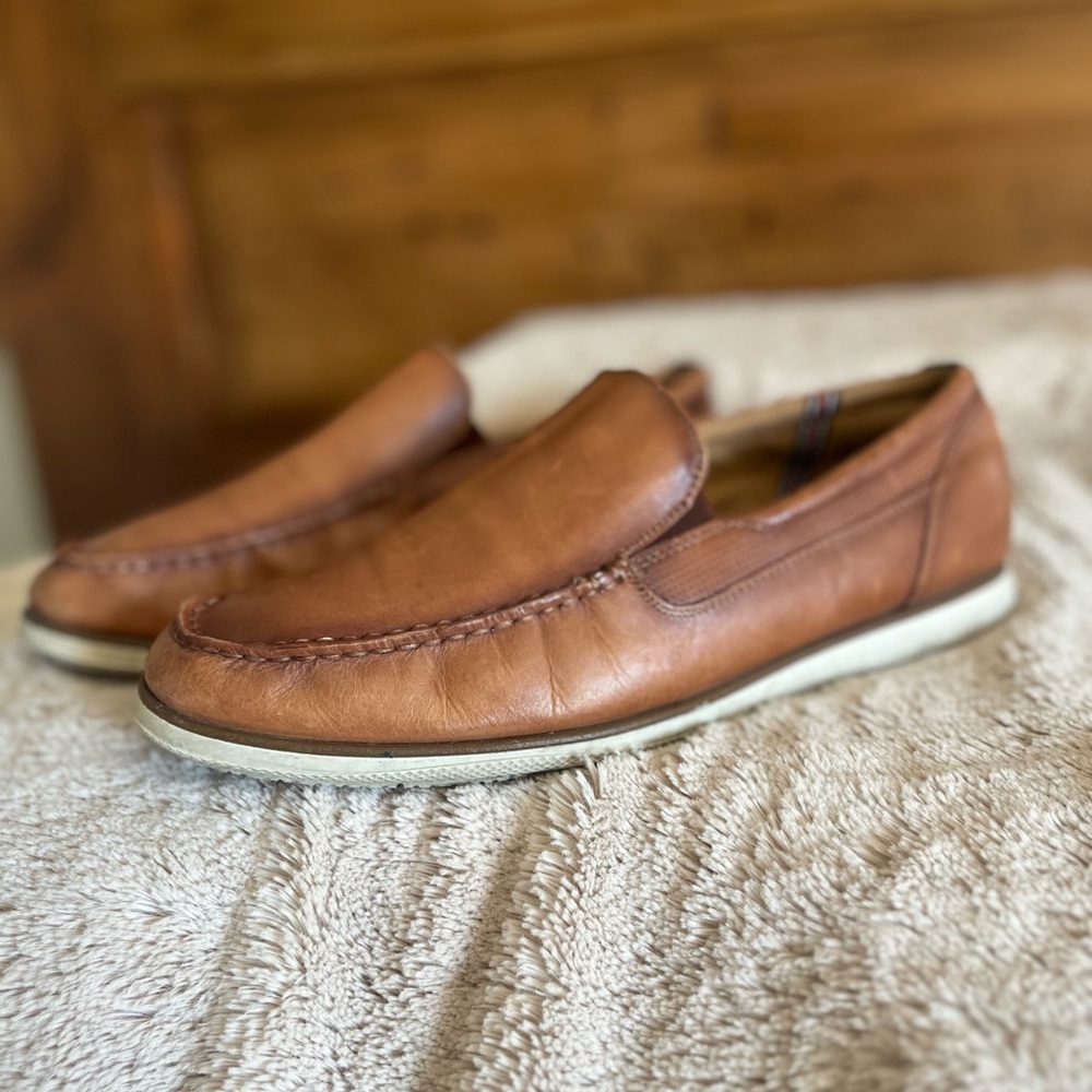 Florsheim Tan Leather Loafers - Picture 2 of 13